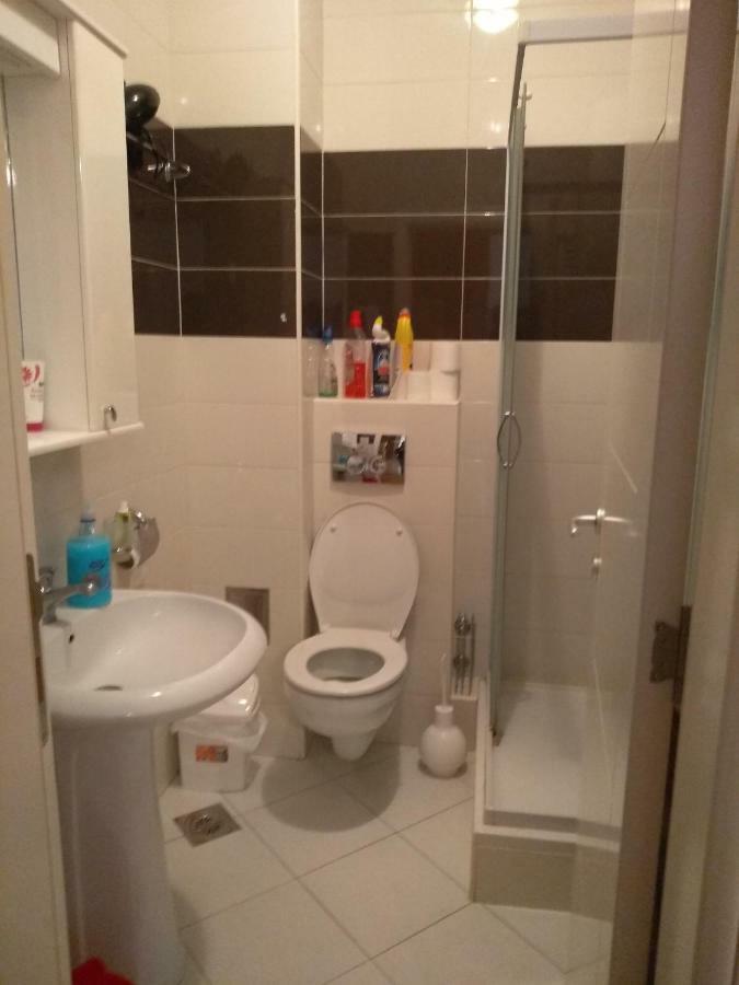 Apartman Marina Sa Garazom 노비사드 외부 사진